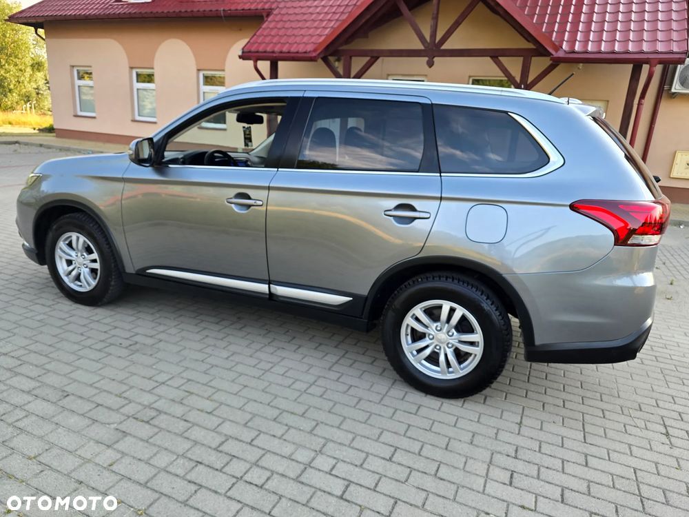 Mitsubishi Outlander 2.0 2WD Edition - 16