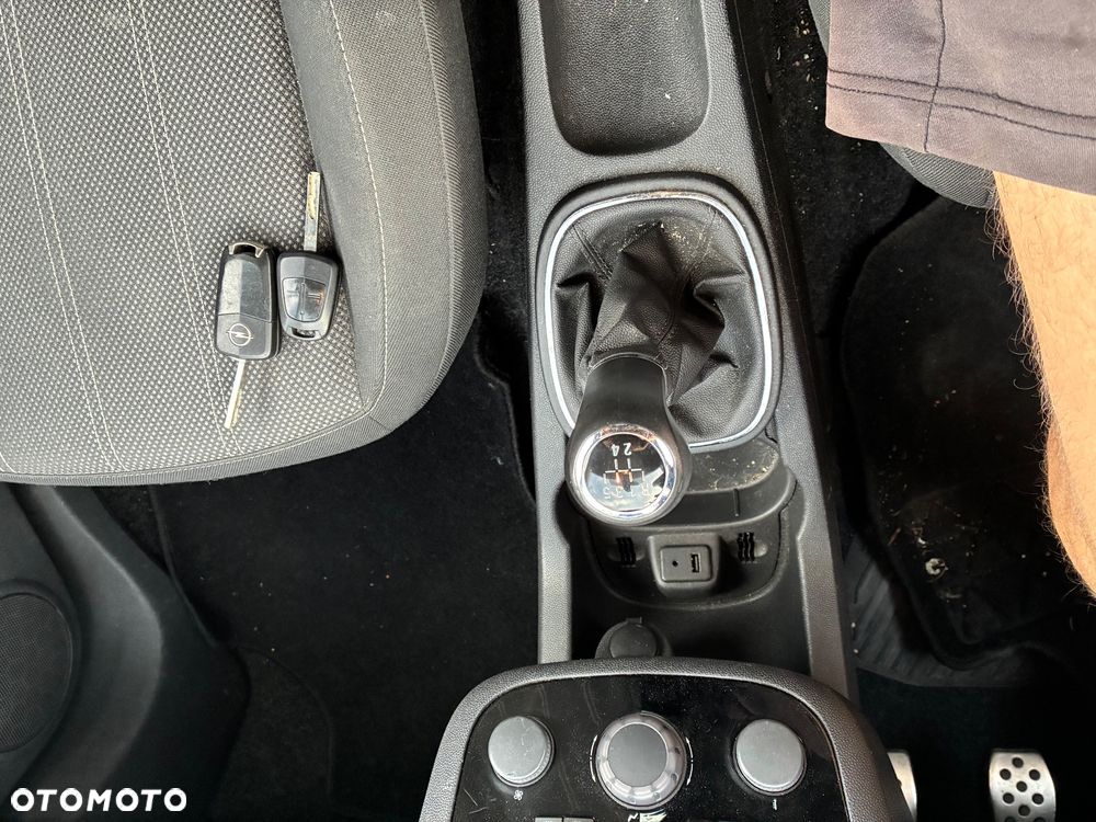 Opel Corsa - 17