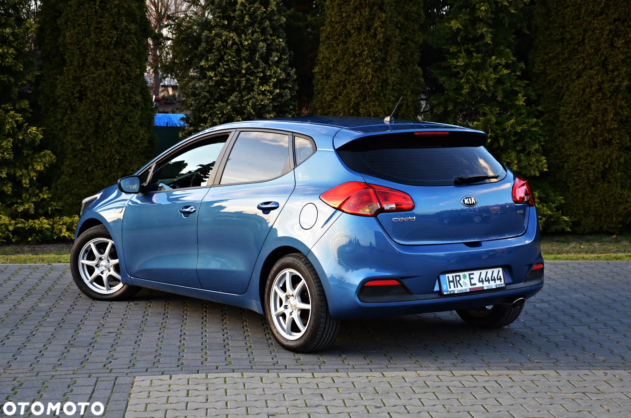 Kia Ceed - 3