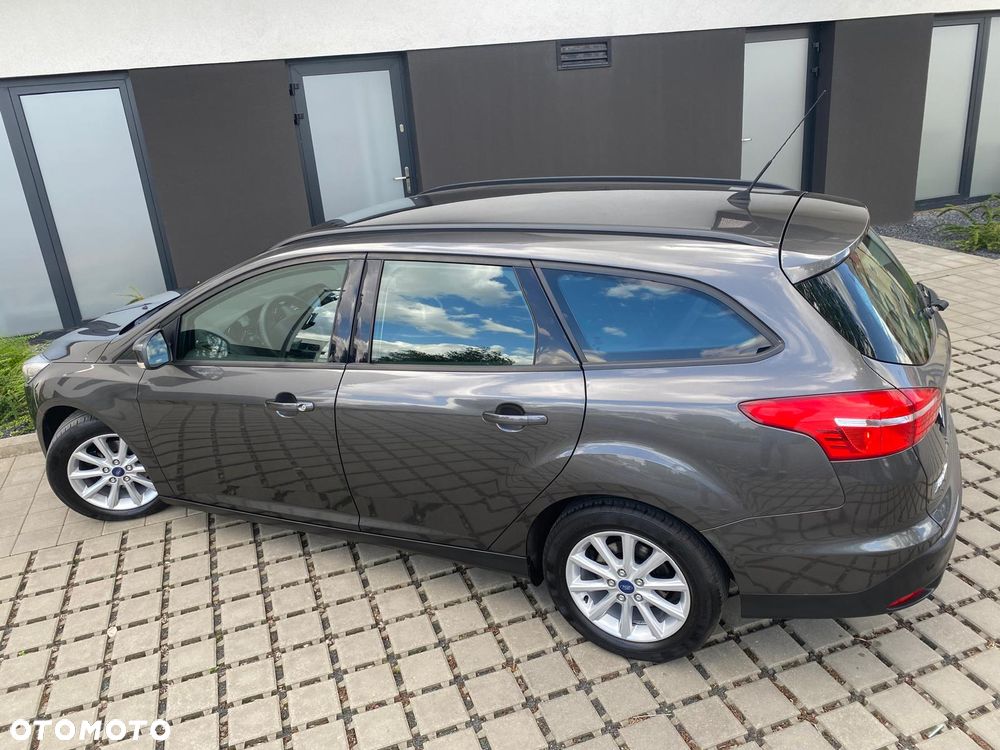 Ford Focus 1.0 EcoBoost STart-Stopp-System TITANIUM - 10