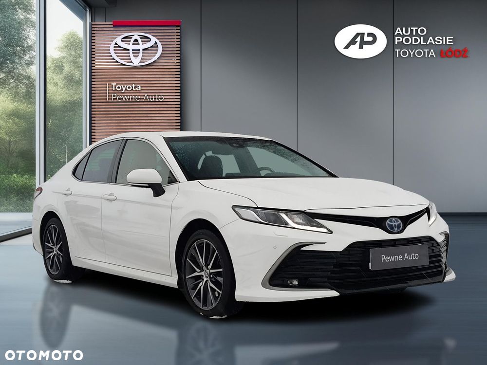 Toyota Camry 2.5 Hybrid Prestige CVT - 3