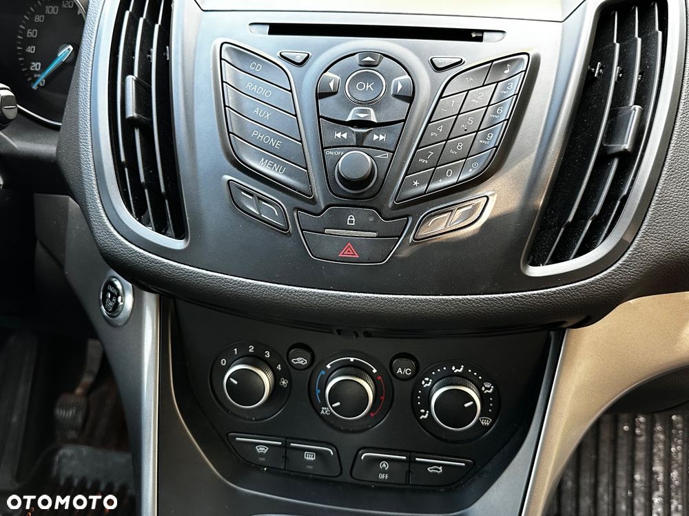 Ford Kuga - 18