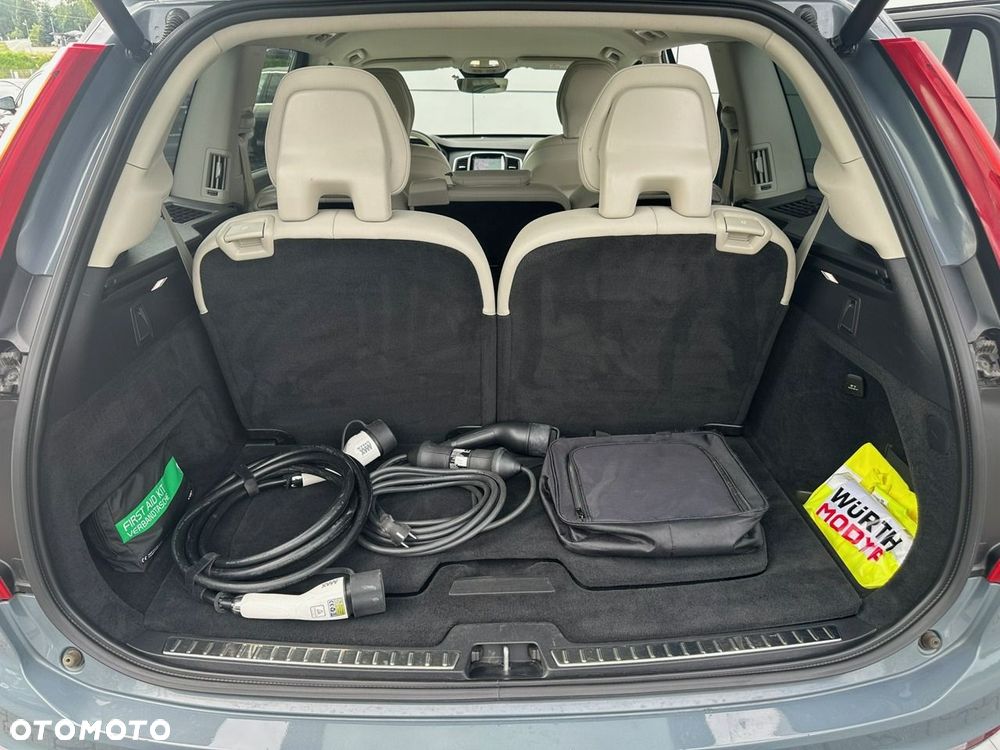Volvo XC 90 - 22