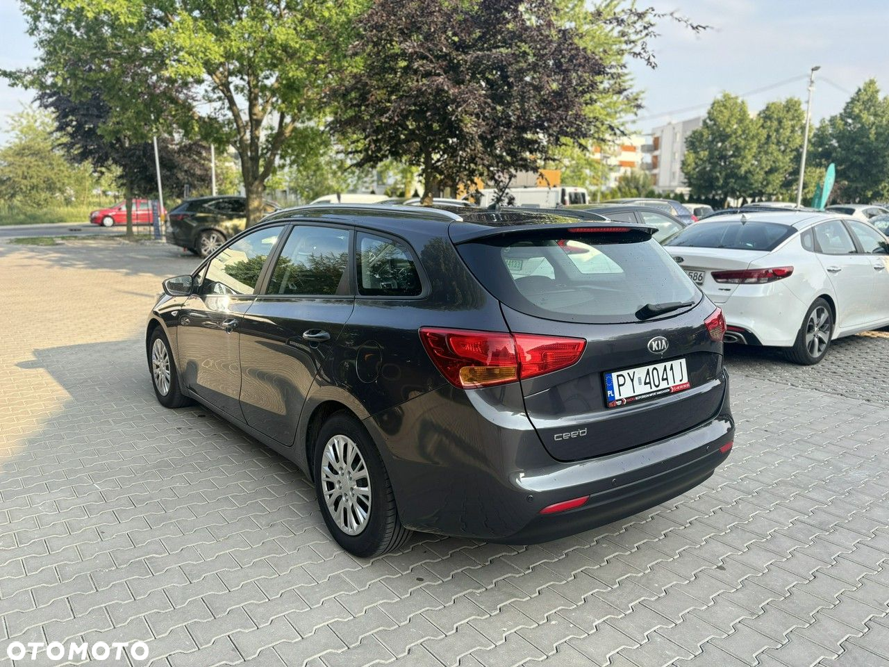 Kia Ceed - 5