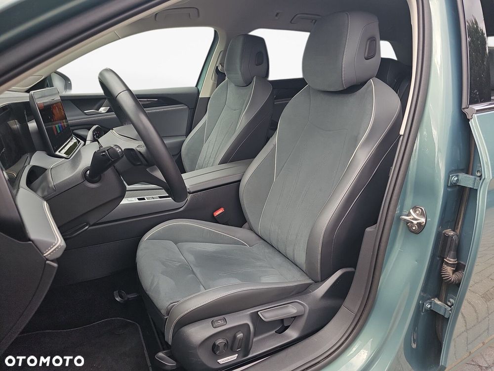 Volkswagen Passat - 38