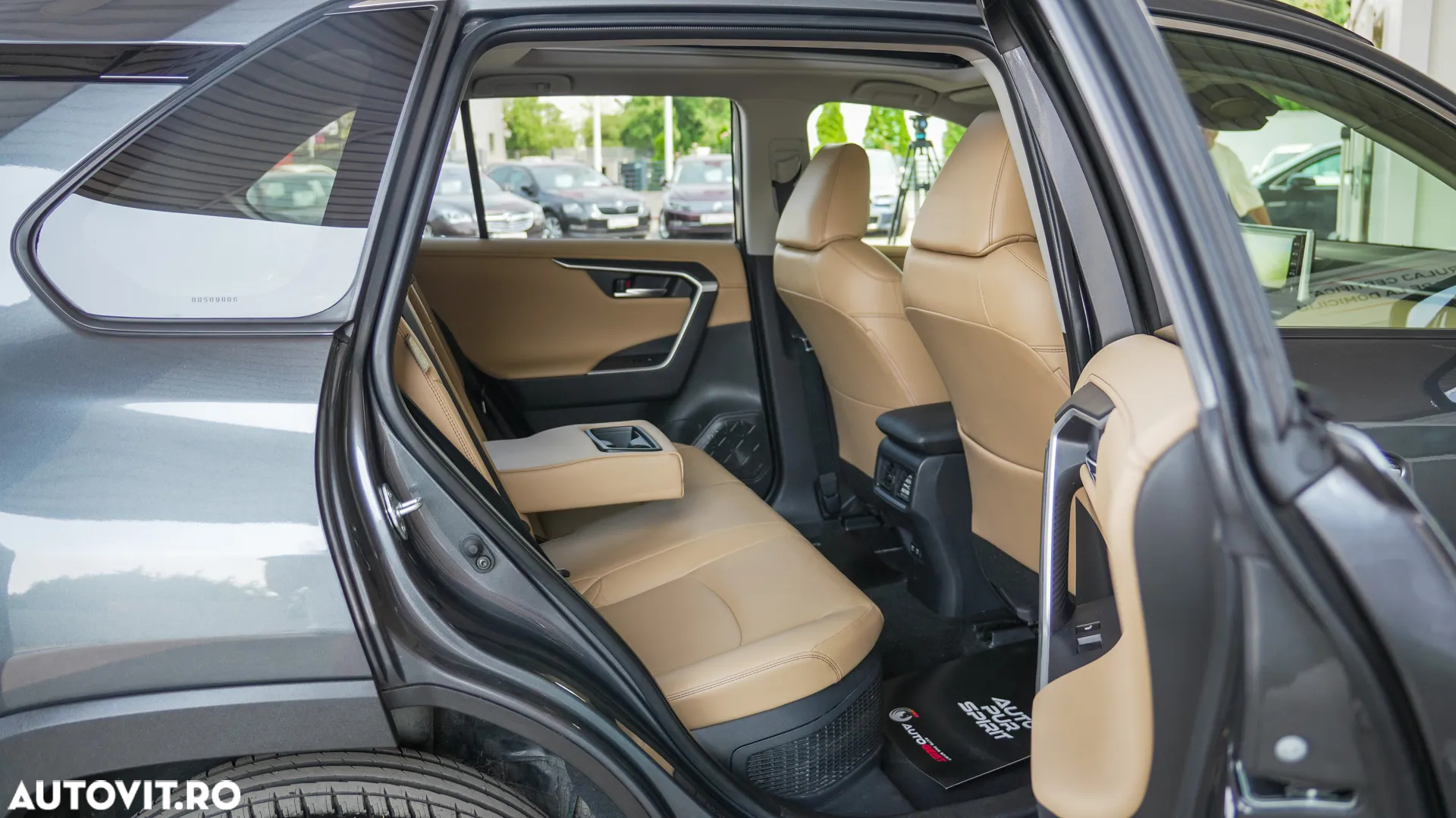 Toyota RAV4 2.5 4x4 Hybrid Comfort - 35