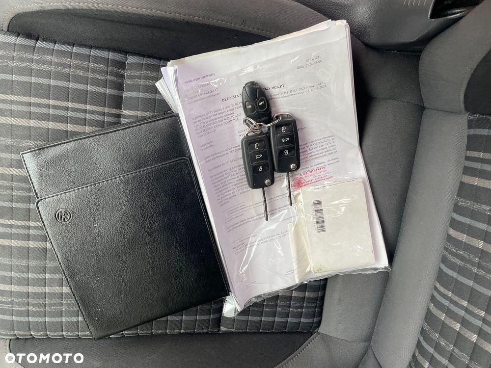 Volkswagen Touran 2.0 TDI DPF Cross Perfectline - 16