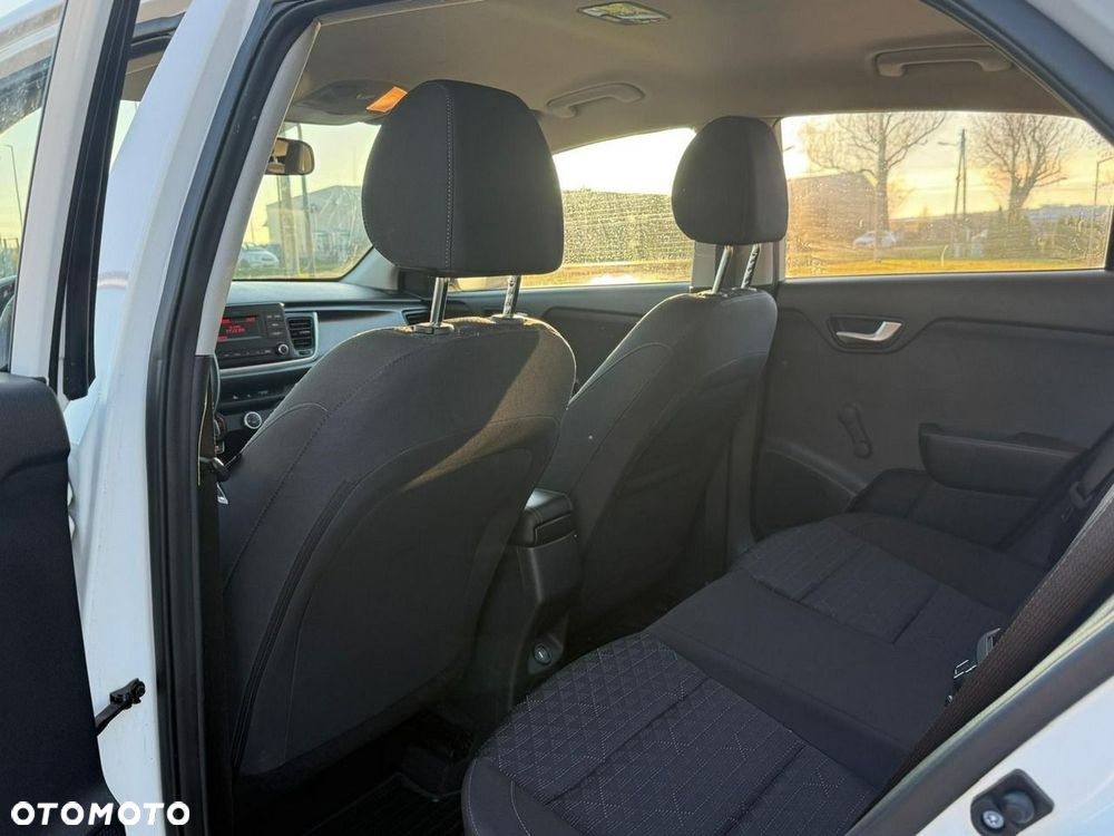 Kia Rio 1.2 M - 15