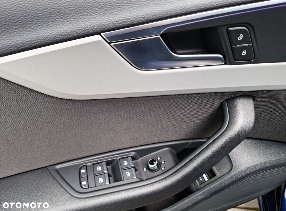 Audi A4 Limousine - 9