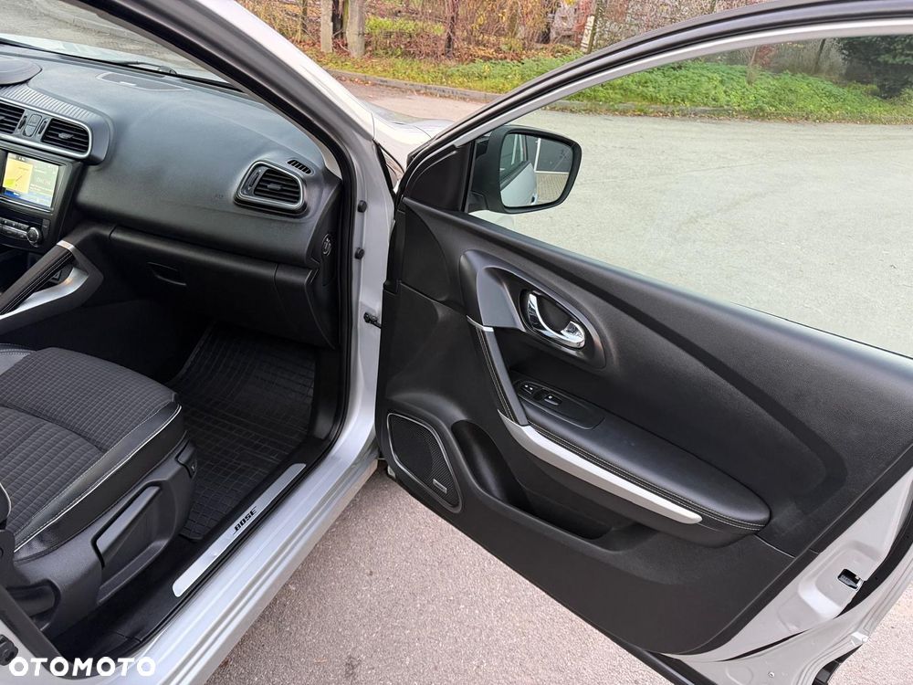 Renault Kadjar 1.6 dCi Energy Bose 4x4 - 15