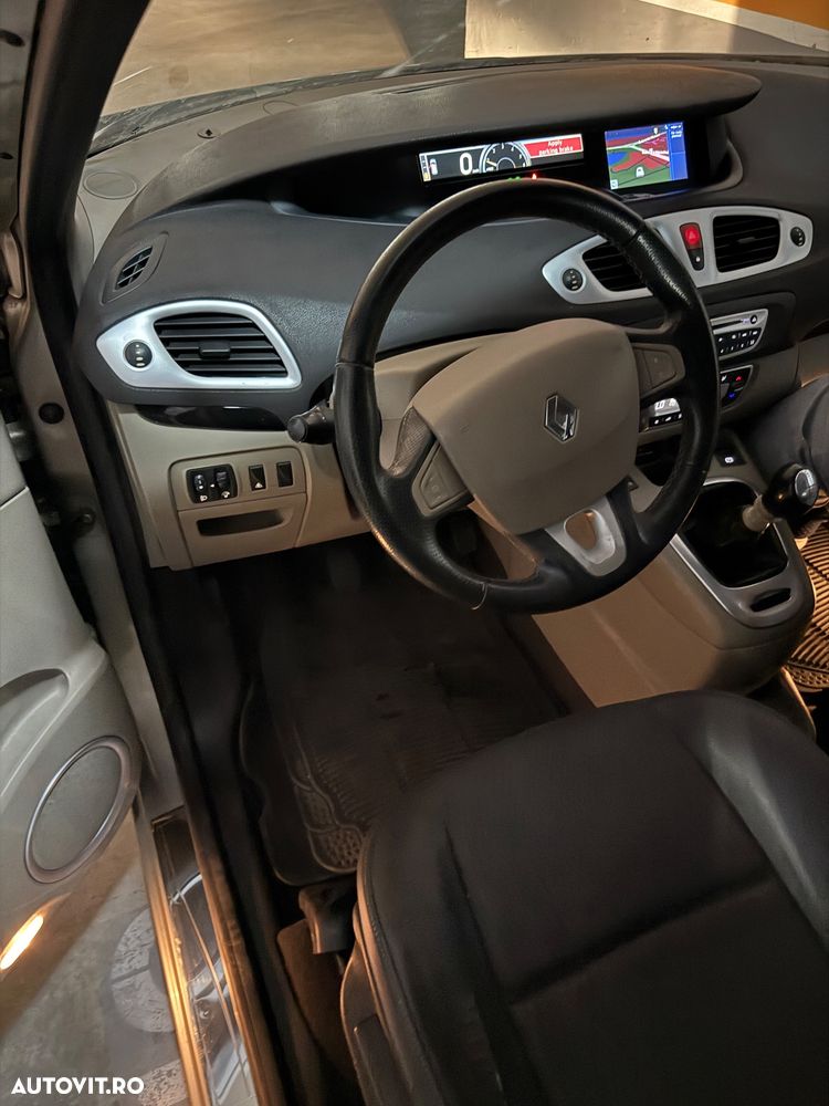 Renault Scenic 1.9dCi Privilege - 34
