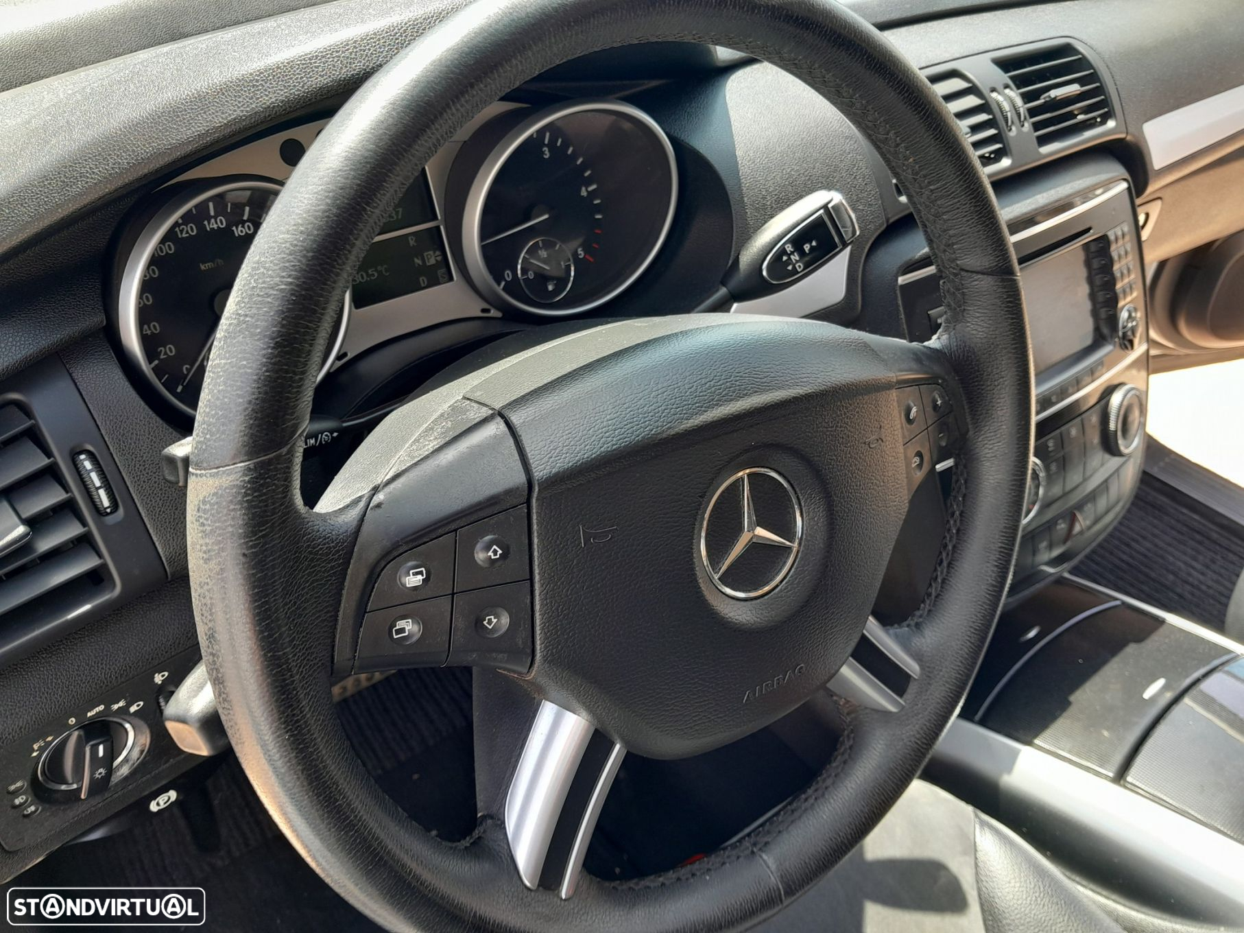 Mercedes-Benz R 320 CDi 4-Matic Longo - 37