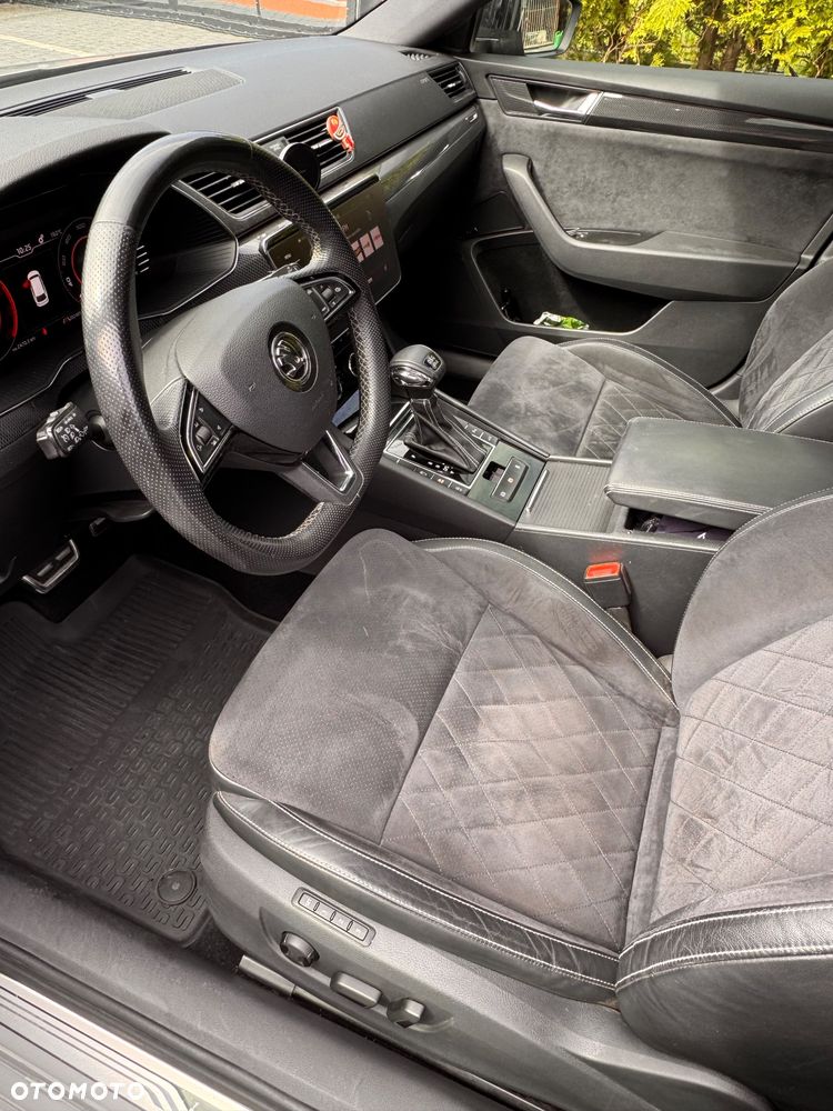 Skoda Superb 2.0 TDI 4x4 Sportline DSG - 8