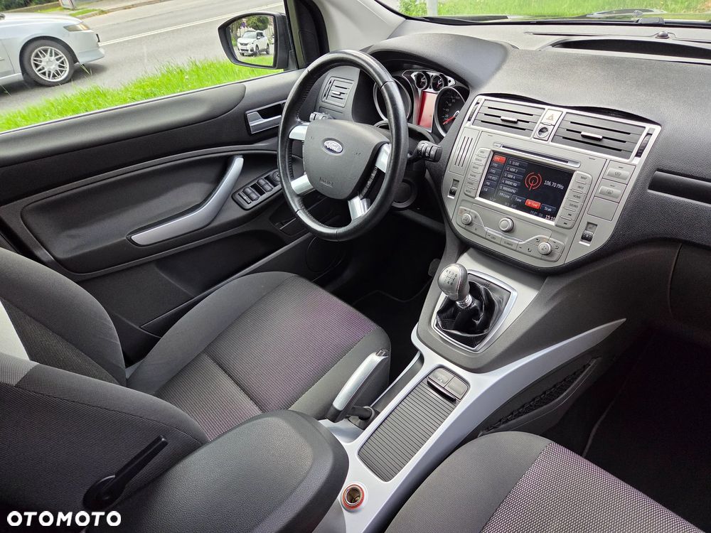 Ford Kuga 2.0 TDCi Titanium - 11