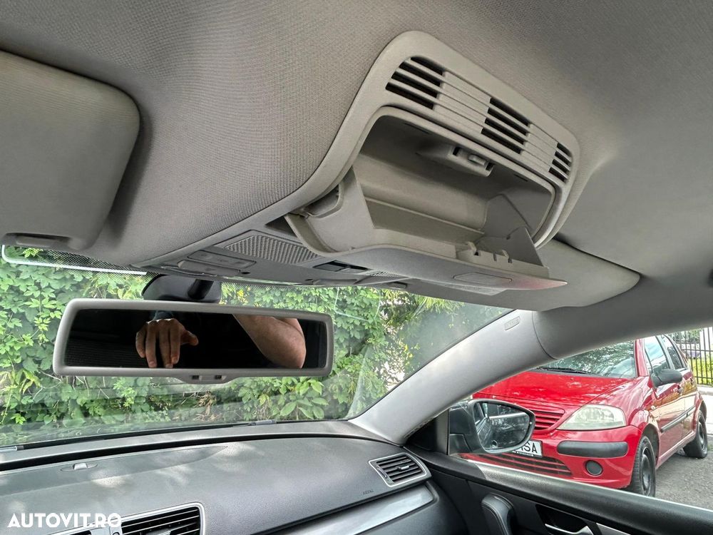 VOLKSWAGEN Passat 2011 — imagine 20