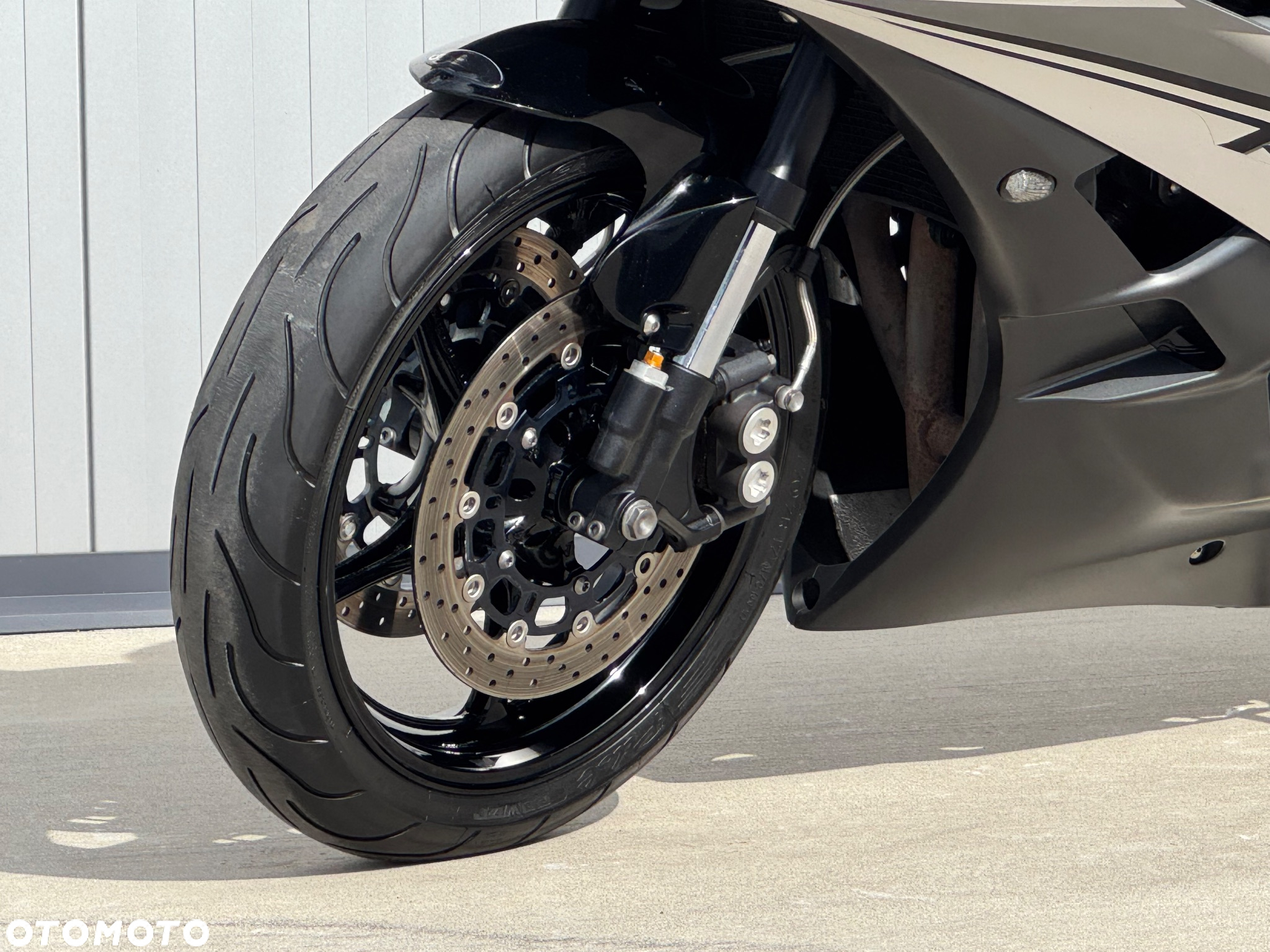 Yamaha YZF - 29