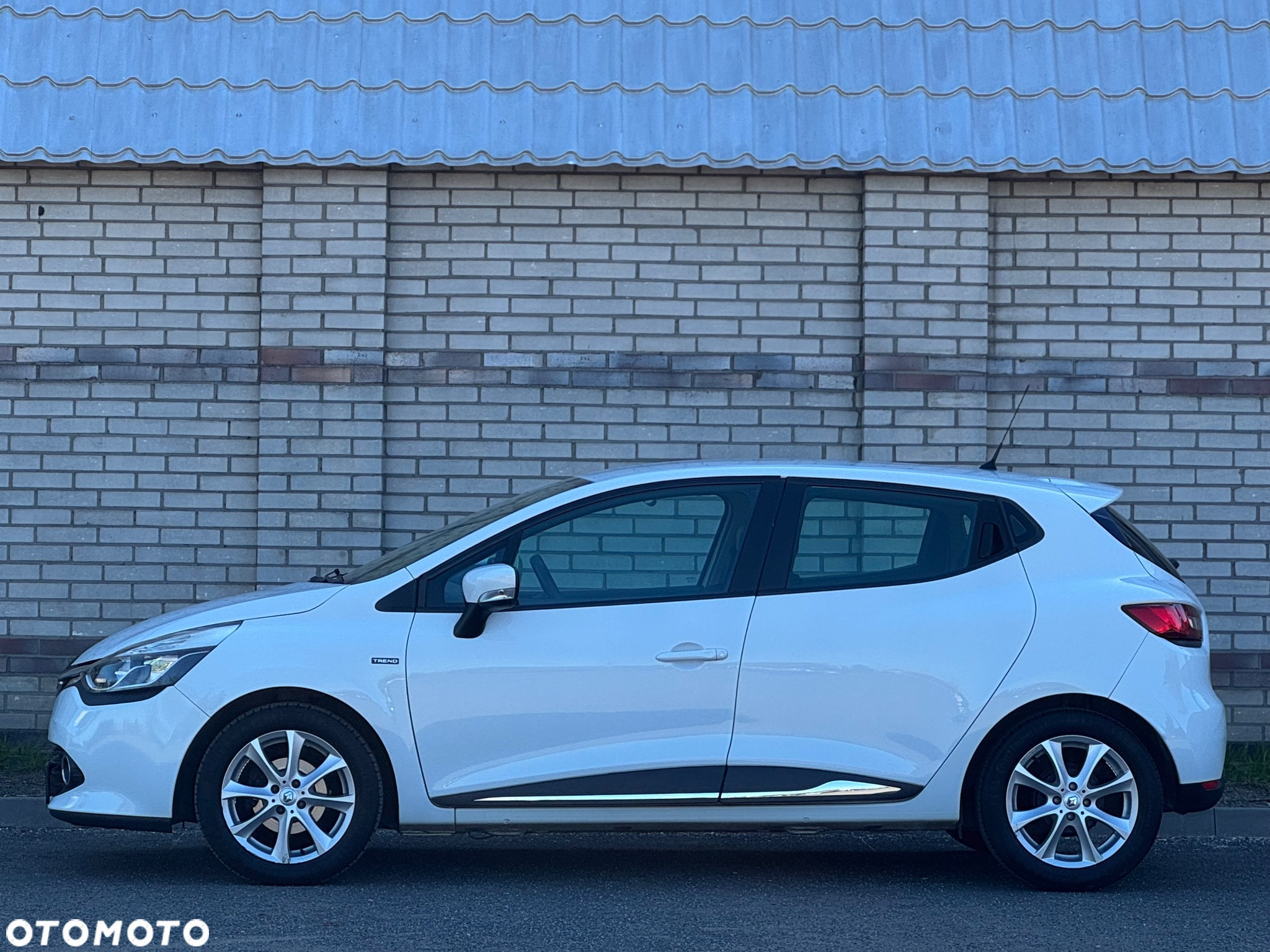 Renault Clio - 37