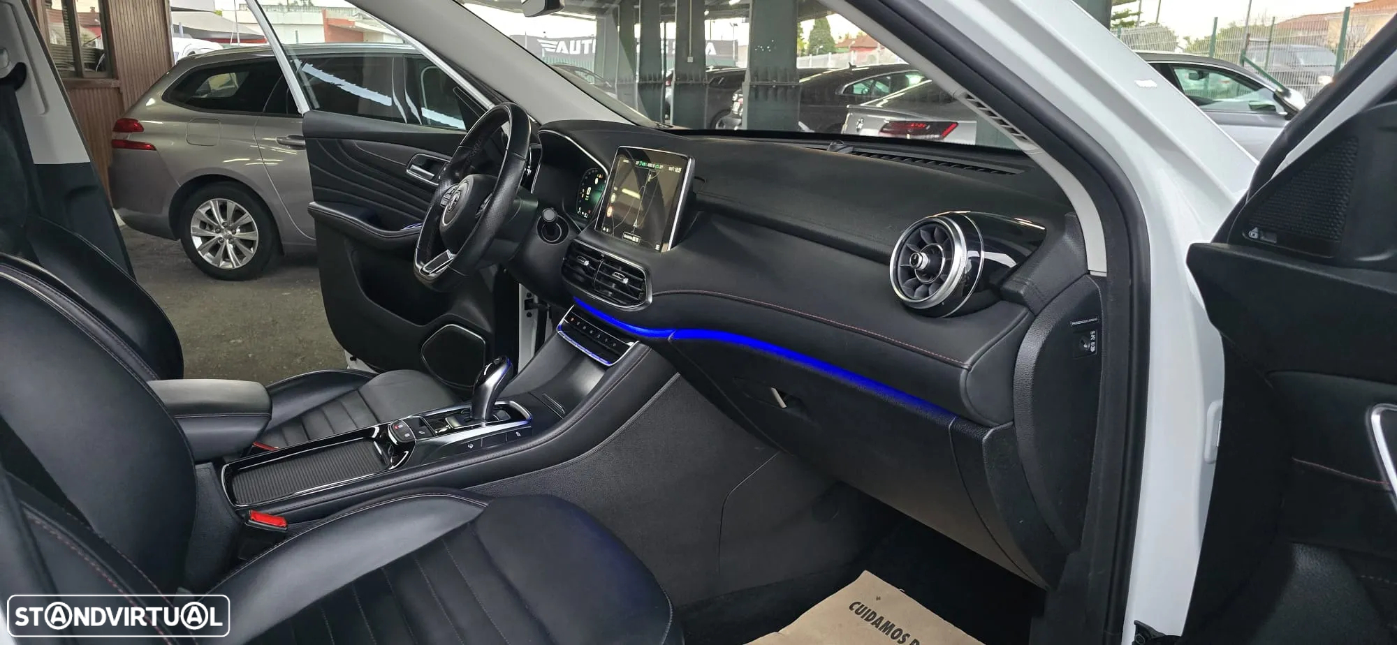 MG EHS 1.5 T-GDI Plug-in Hybrid Luxury - 29