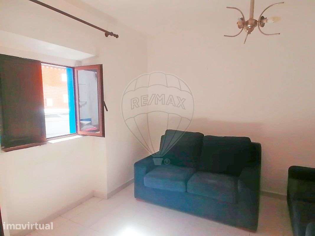 Moradia T1 para venda - Grande imagem: 5/12