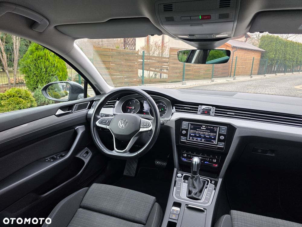Volkswagen Passat 2.0 TDI EVO Business DSG - 28