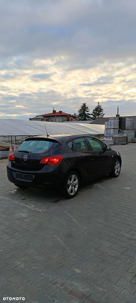 Opel Astra - 13