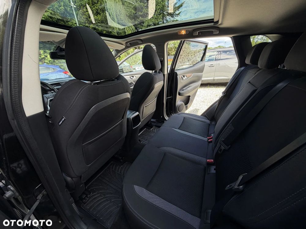 Nissan Qashqai 1.3 DIG-T DCT N-CONNECTA - 20