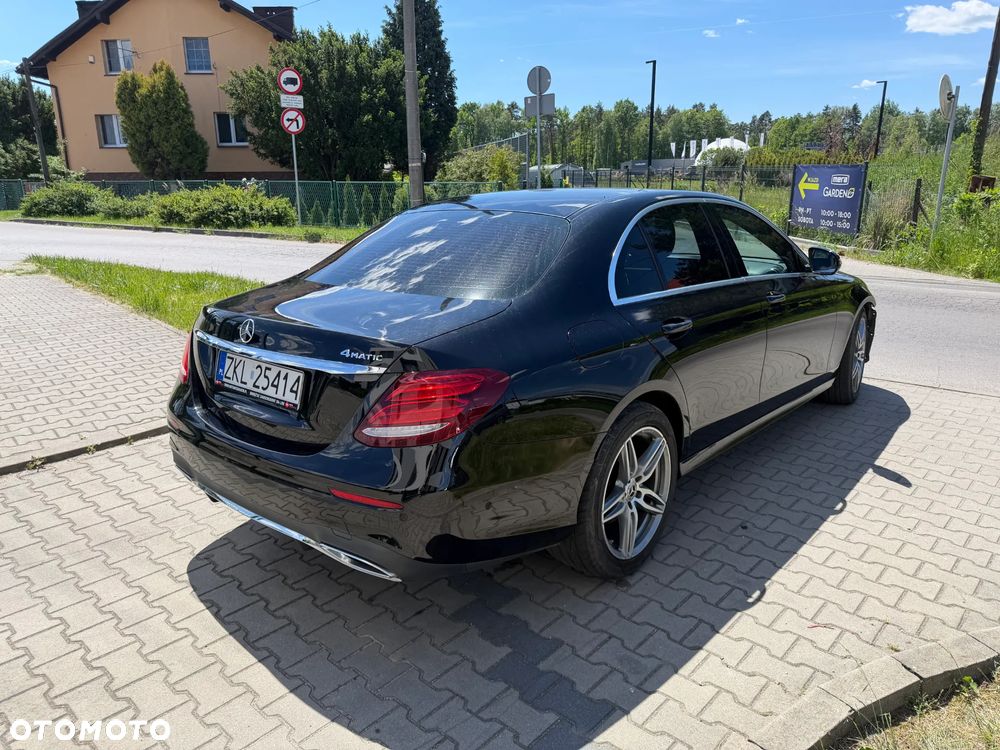 Mercedes-Benz Klasa E 220 d 4-Matic 9G-TRONIC - 1