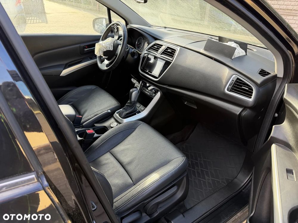 Suzuki SX4 S-Cross 1.6 DDiS Allgrip TCSS Comfort+ - 14