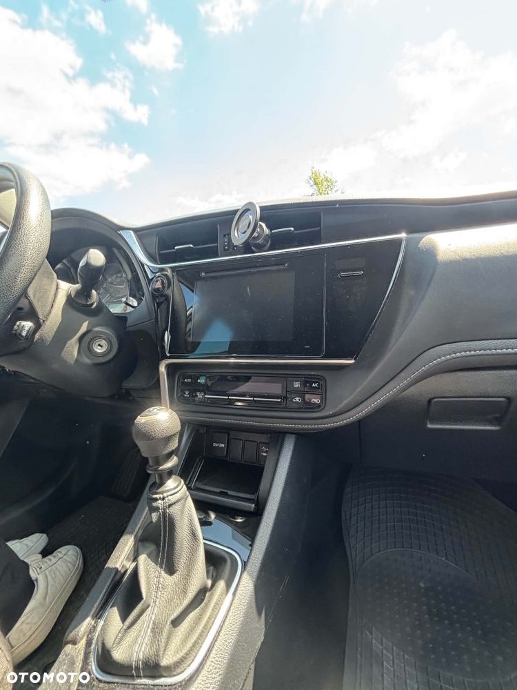Toyota Auris 1.33 VVT-i Active - 8