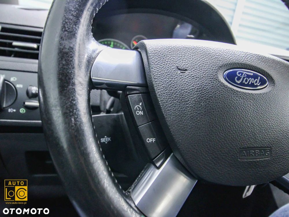 Ford Focus C-Max 1.8 Ghia - 21