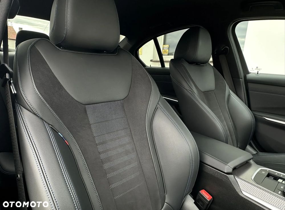 BMW Seria 3 318i M Sport - 21