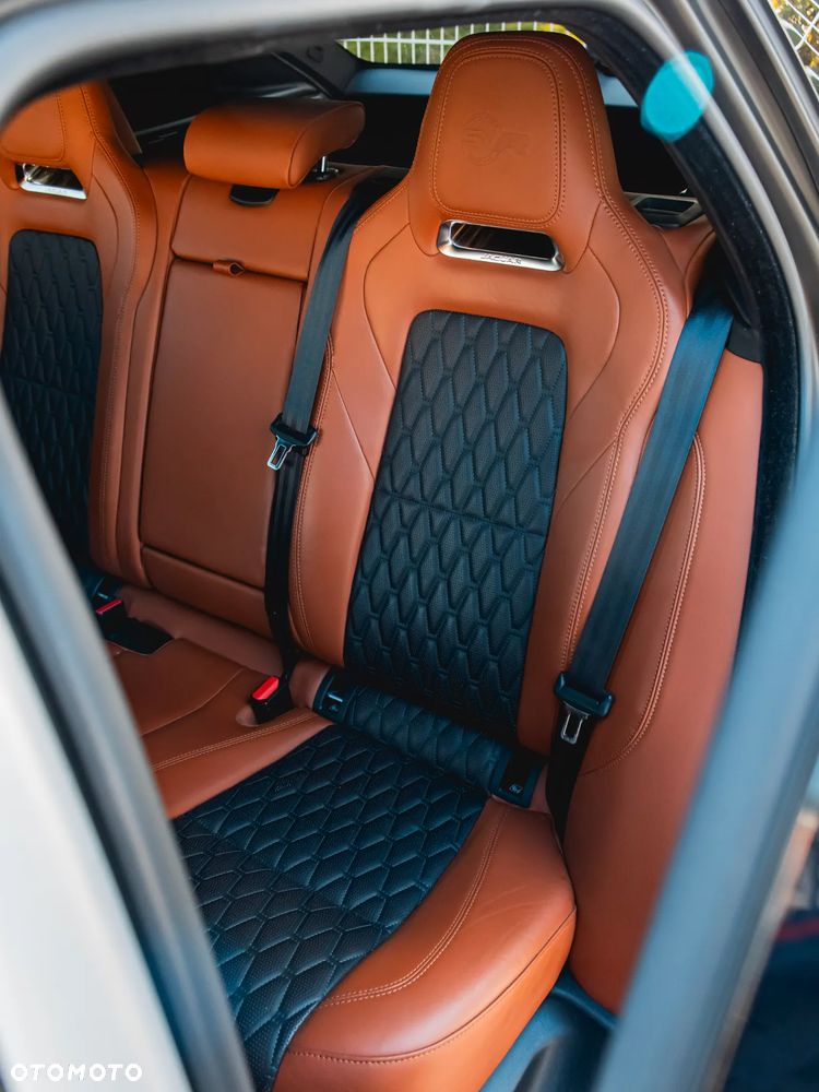 Jaguar F-Pace 5.0 V8 S/C AWD SVR - 35