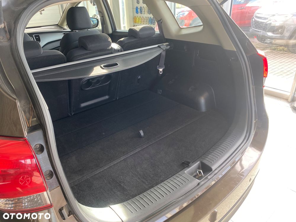 Kia Carens 1.7 CRDi M - 14