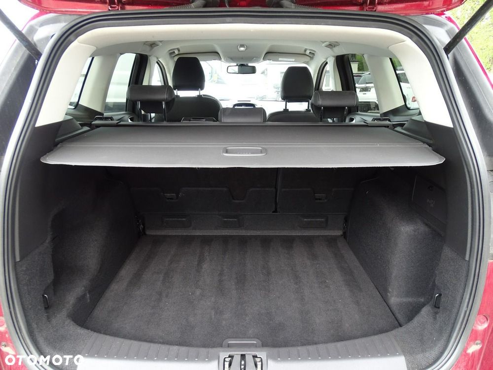 Ford Kuga - 34