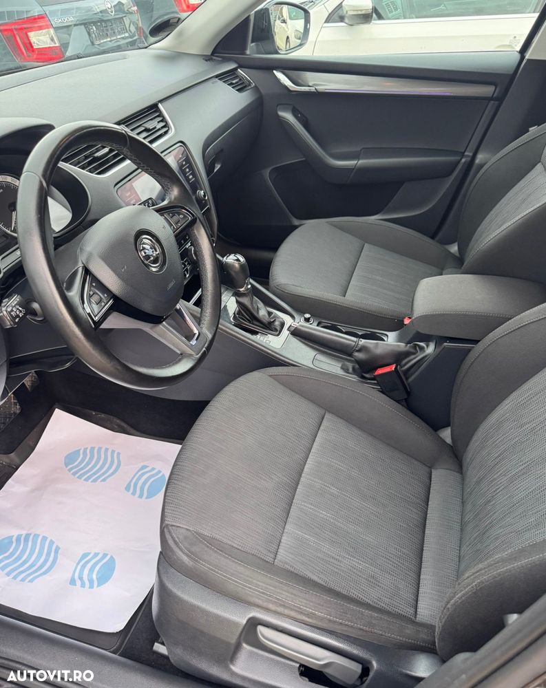 Skoda Octavia 2.0 TDI DSG Sport Edition - 7