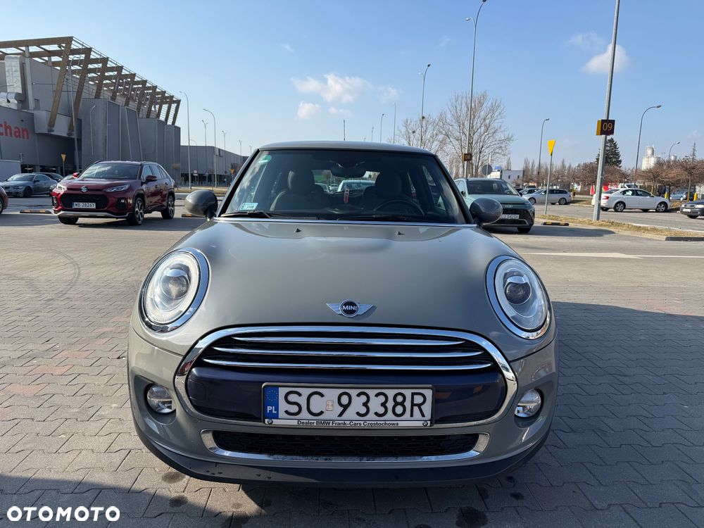 MINI Cooper Standard - 2