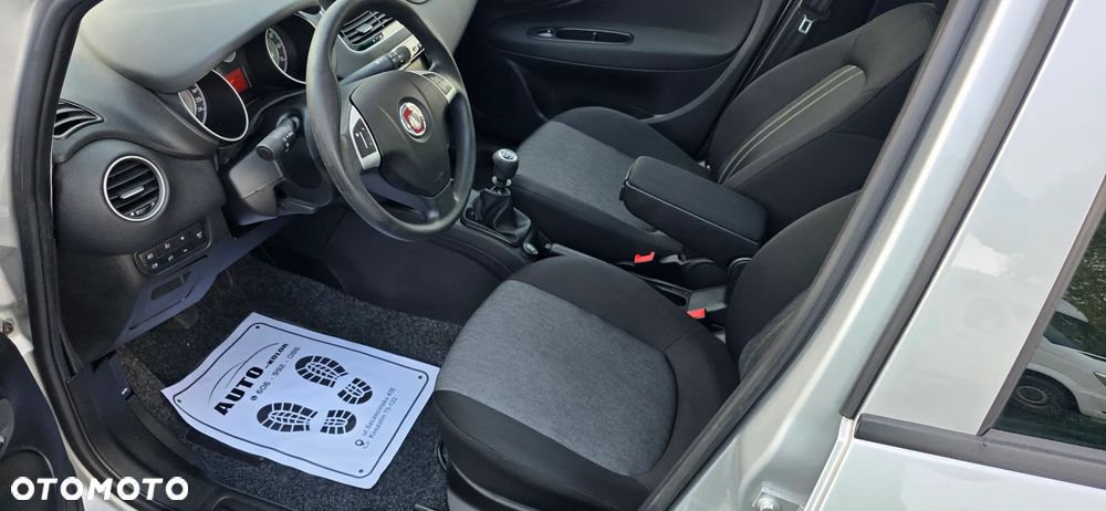 Fiat Punto 1.2 Young - 16