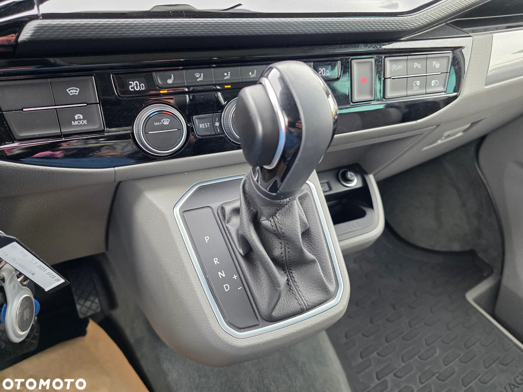 Volkswagen California - 14