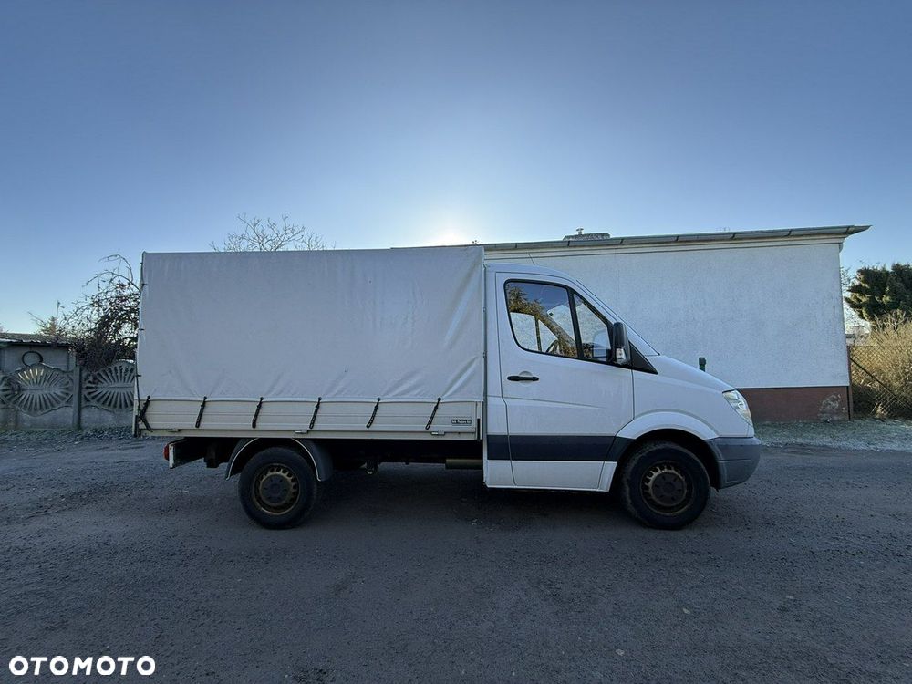 Mercedes-Benz Sprinter - 2