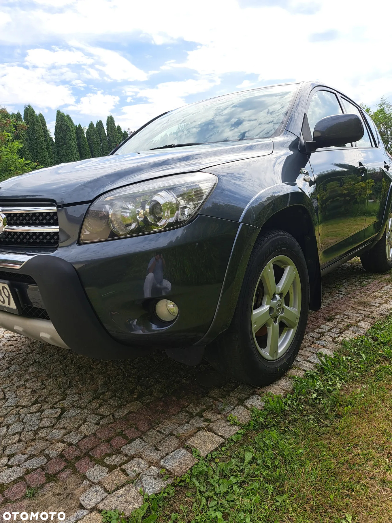 Toyota RAV4 - 4