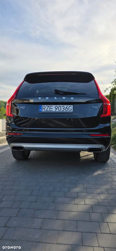 Volvo XC 90 T6 AWD Geartronic Momentum - 4