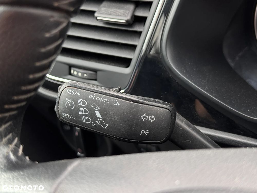 Seat Leon 2.0 TDI Style S&S DSG - 21