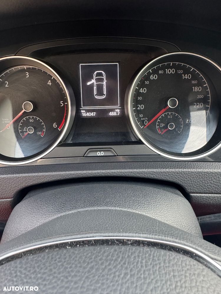 Volkswagen Golf - 13