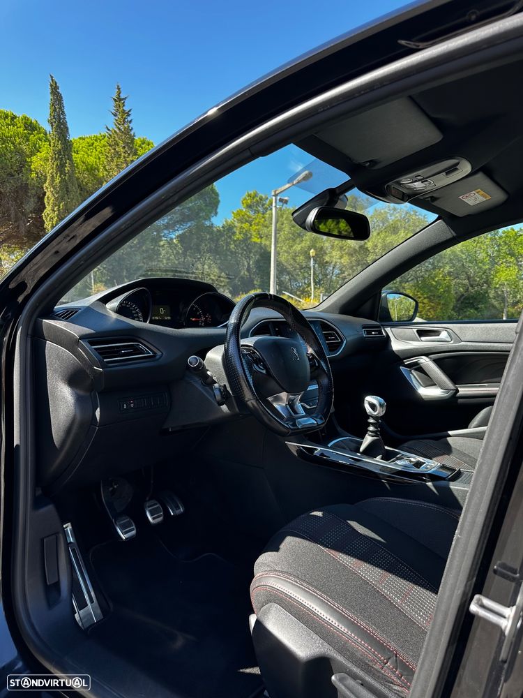 Peugeot 308 1.2 PureTech GT Line - 17