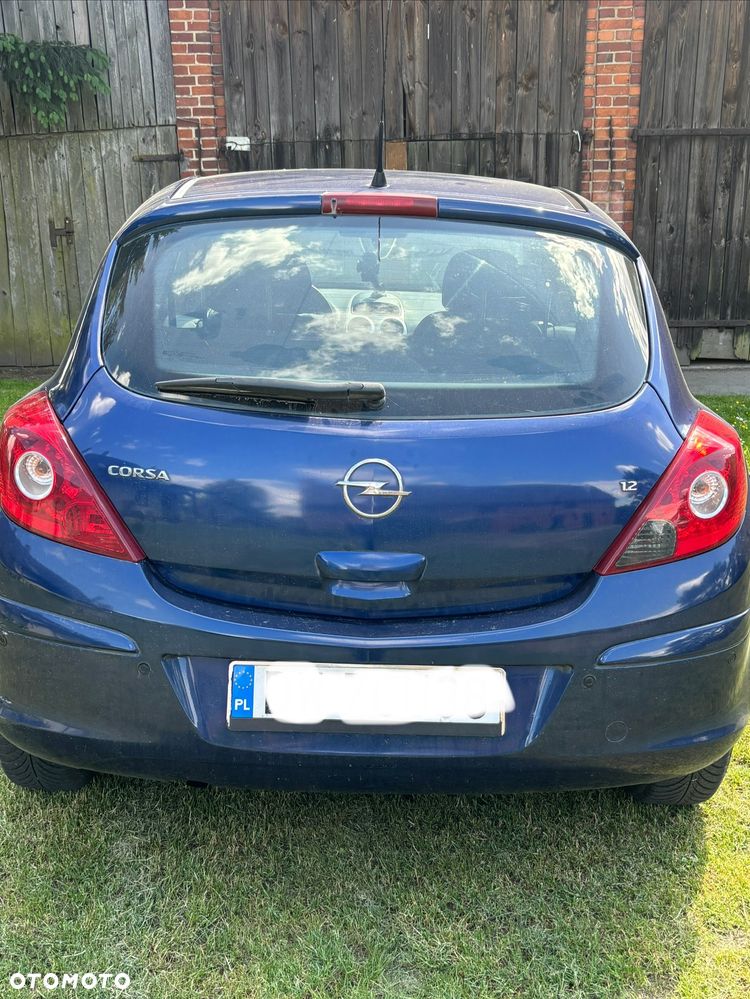 Opel Corsa 1.2 16V Essentia - 5