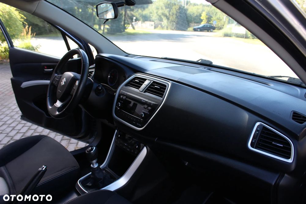 Suzuki SX4 S-Cross 1.6 DDiS 4x2 Comfort - 23
