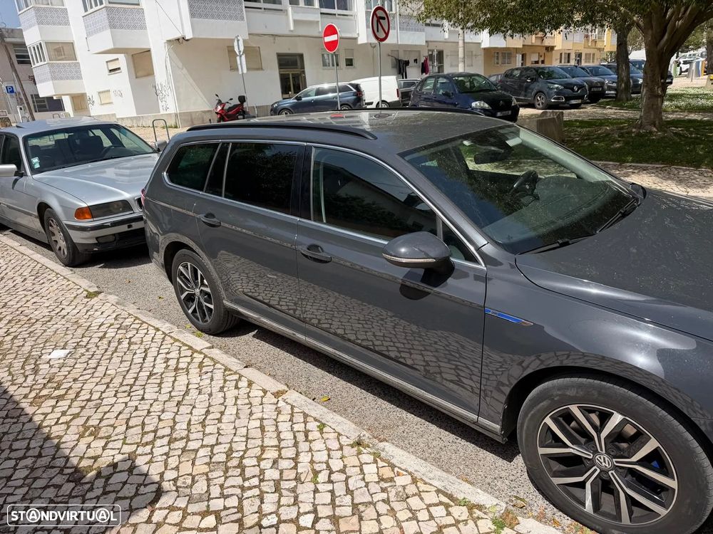 VW Passat Variant - 5