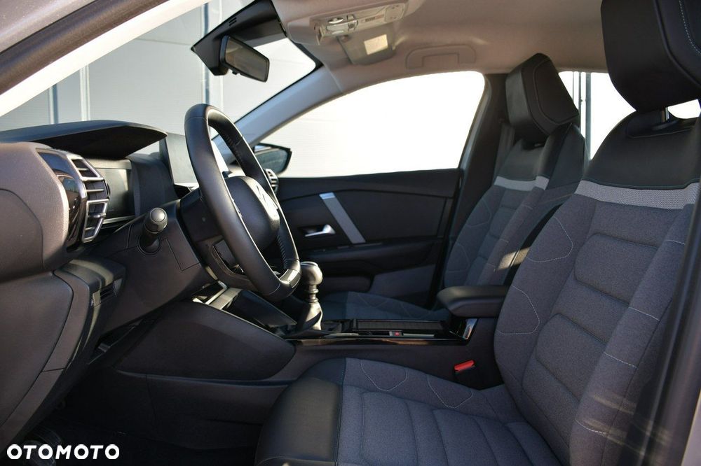 Citroën C4 1.2 PureTech Shine S&S - 17