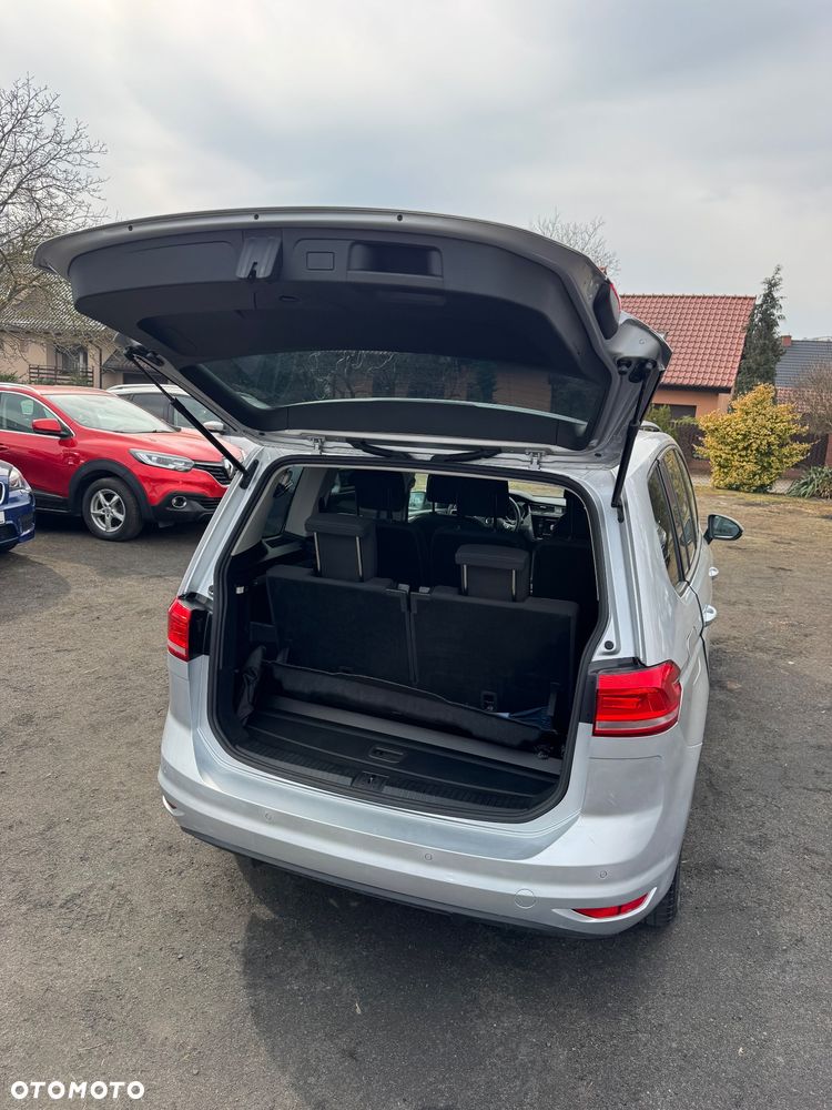 Volkswagen Touran 1.5 TSI ACT OPF Trendline - 17