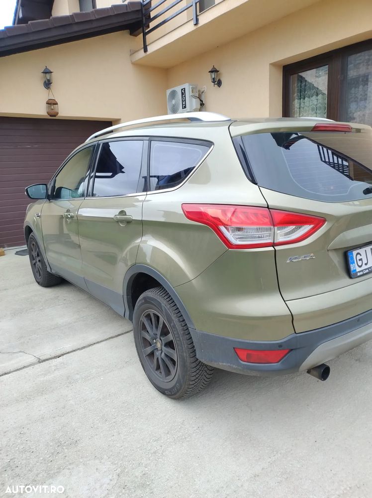Ford Kuga 2.0 TDCi 4x4 Aut. Titanium - 6